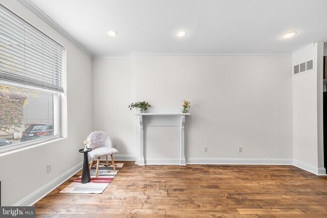 Photo - 426 N Holly St