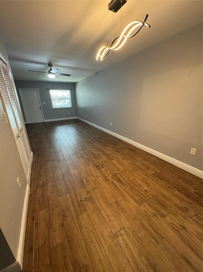 Photo - 315 SE 23rd Ave Unit 2