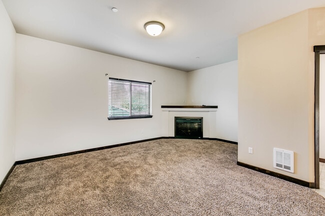 Photo - 4033 S Junett St
