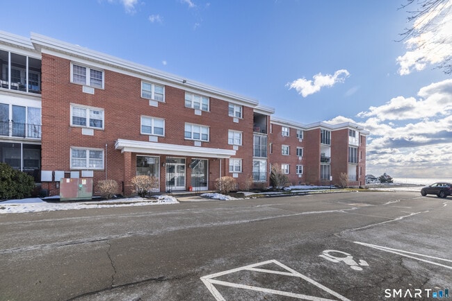 Building Photo - 185 Melba St Unit APT 109