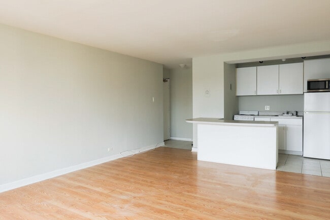 Photo - 450 W Wellington Ave Unidad F11