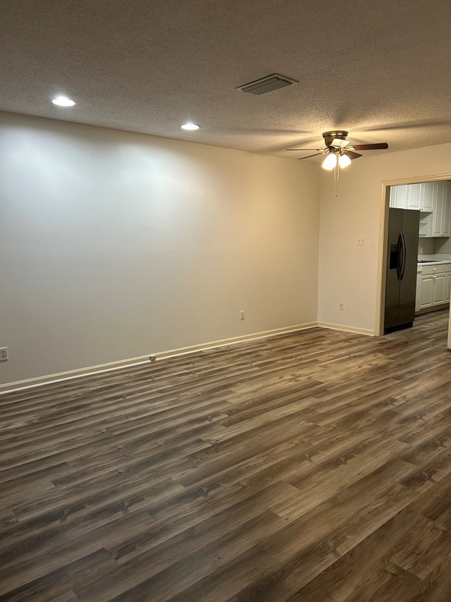 Photo - 403 Remington Ave