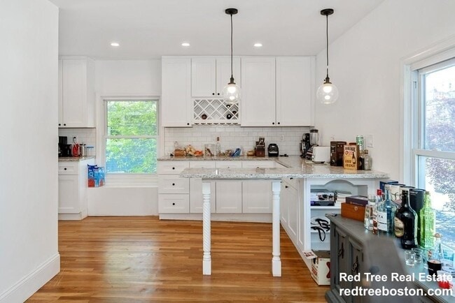 Photo - 21 Kinross Rd