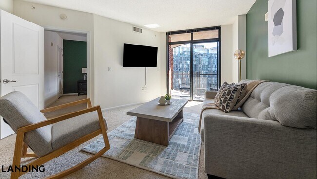70 I St SE Unit 70-0810