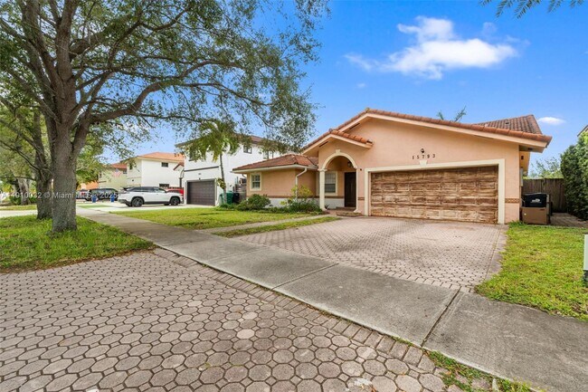 Building Photo - 15793 SW 43rd St