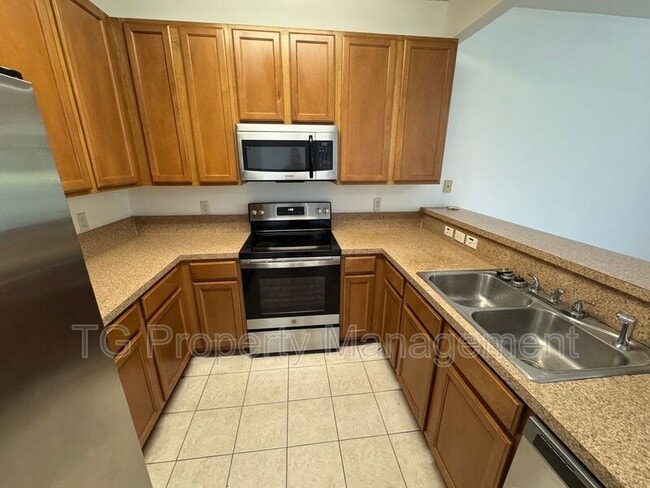 Photo - 5760 Sandstone Way