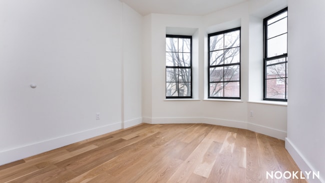 Photo - 2553 Bedford Ave Unit 2B