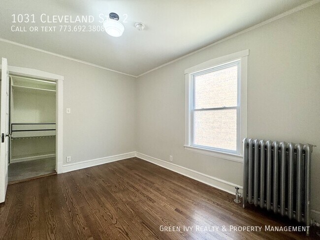 Photo - 1031 Cleveland St Unit 2