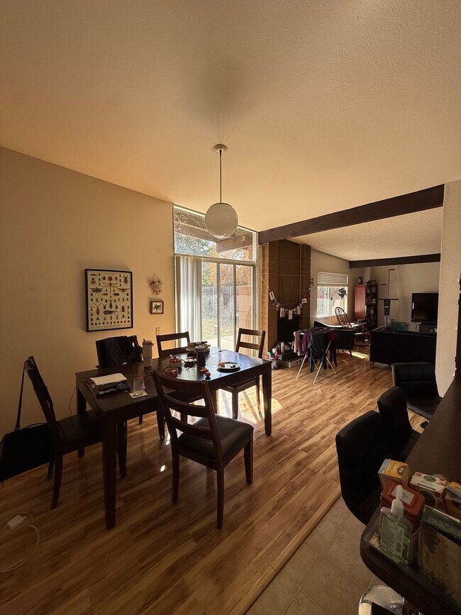 Photo - Charming 3 bedroom, 2 bathroom duplex in West Davis.