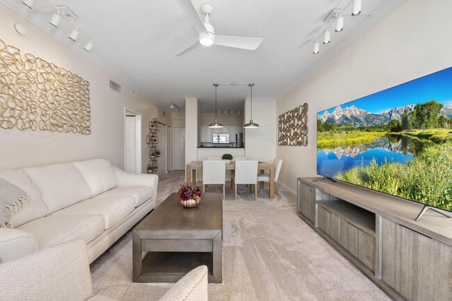 Photo - 651 Okeechobee Blvd Unidad 1107