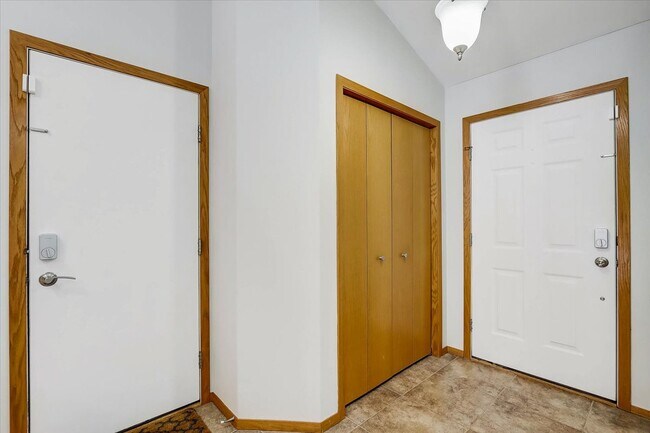 Photo - 926 Harper Dr