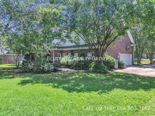 Photo - 343 Rhapsody Ln