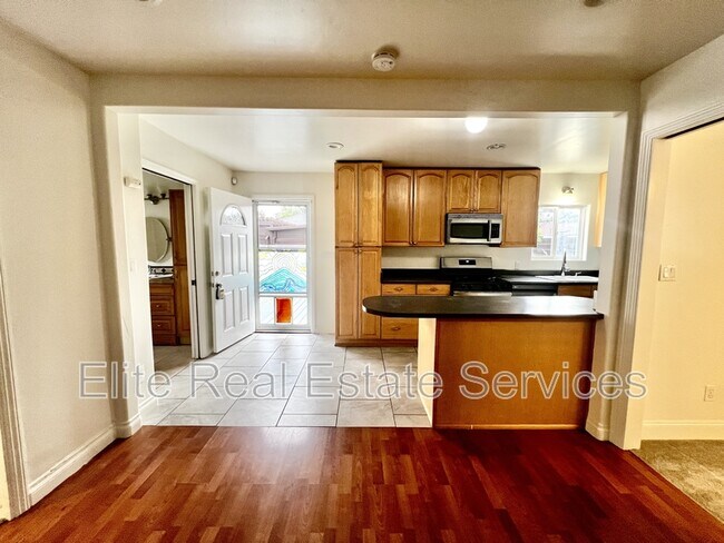 Photo - 8806 Madison Ave