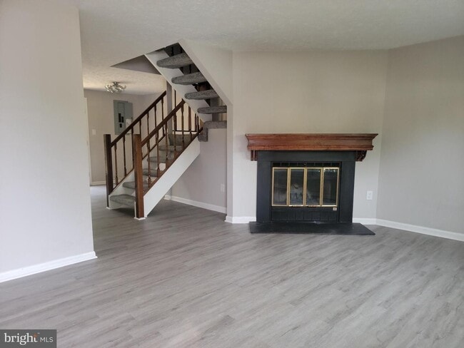 Photo - 7475 Lone Star Rd