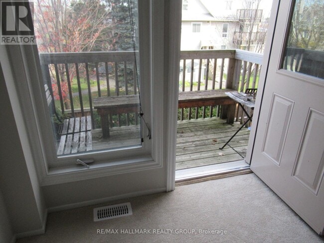 Photo - 81 Lightfoot Pl