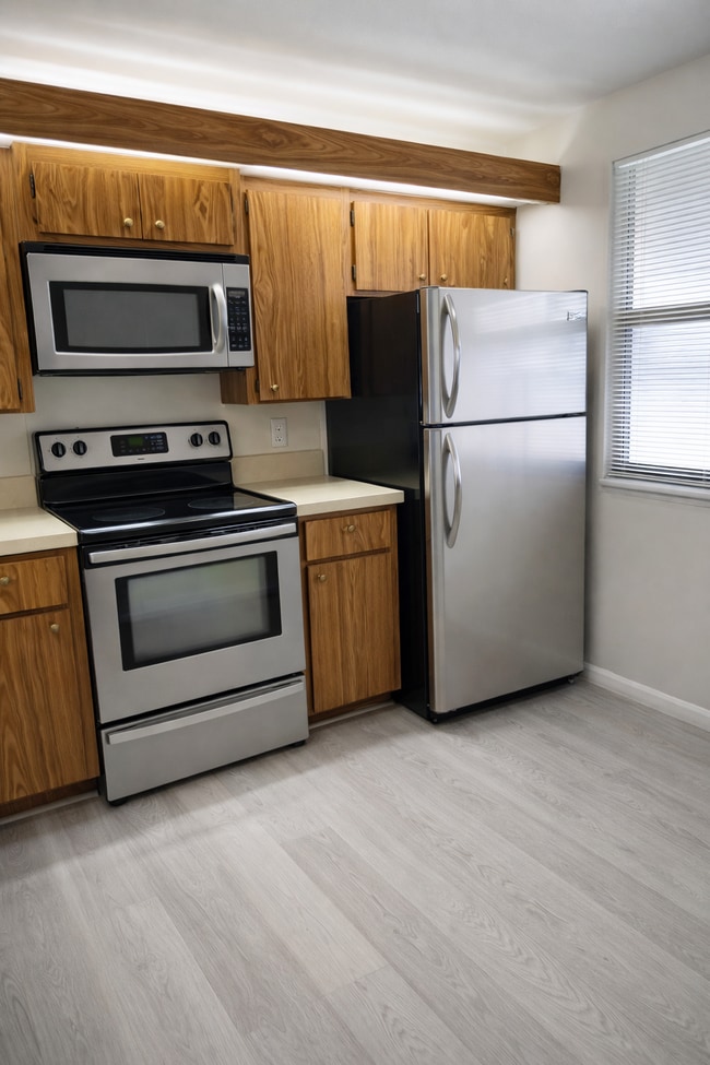 Photo - 3501 Village Blvd Unit 403