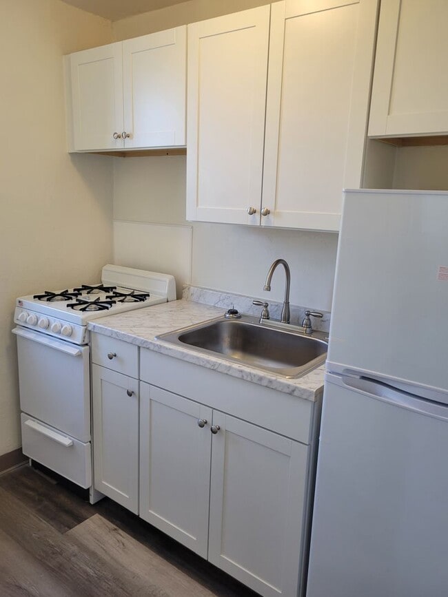 Photo - Garden Villa Apartments