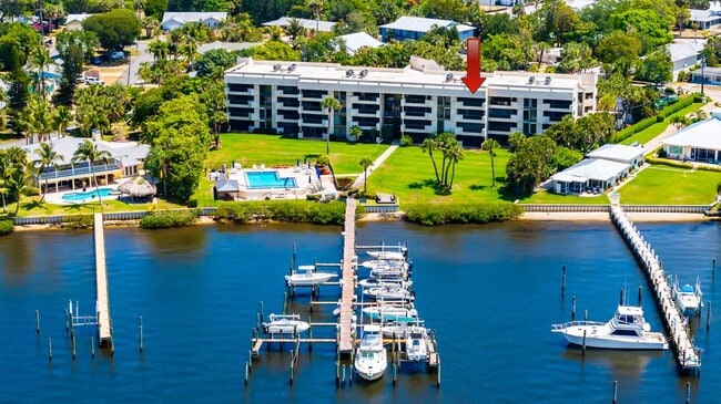 Photo - 625 NW North River Dr Condo Unit 303-