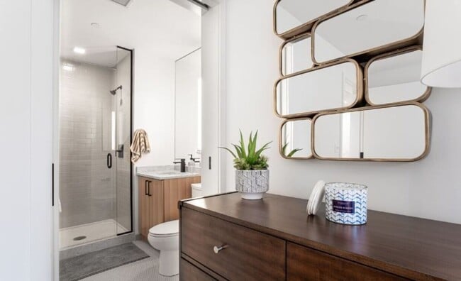 Building Photo - 65 Gardner St Unit 206J Rental