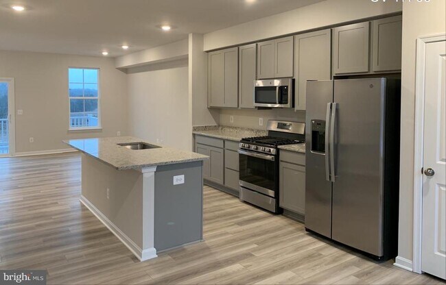 Photo - 125 Tye Ct Townhome