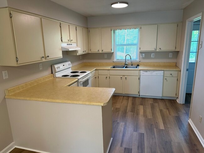 Photo - 788 Ridgeview Dr