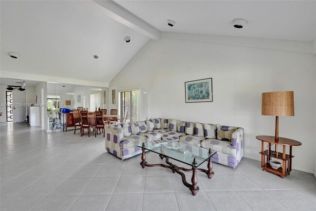 Photo - 8511 Casa Del Lago