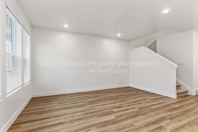 Photo - 1041 N 200 W