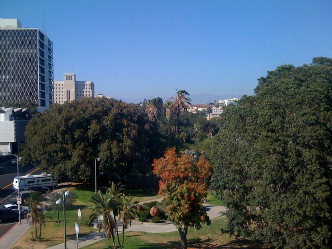 Photo - 2412 W 7th St Unidad 4 B