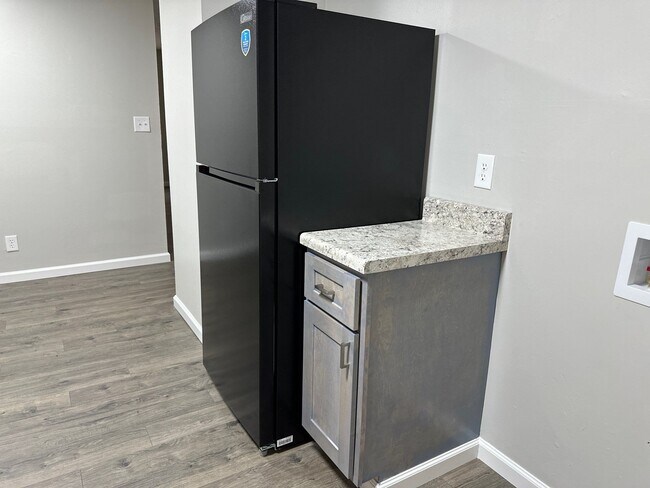 6 Foxboro Cv Unit L