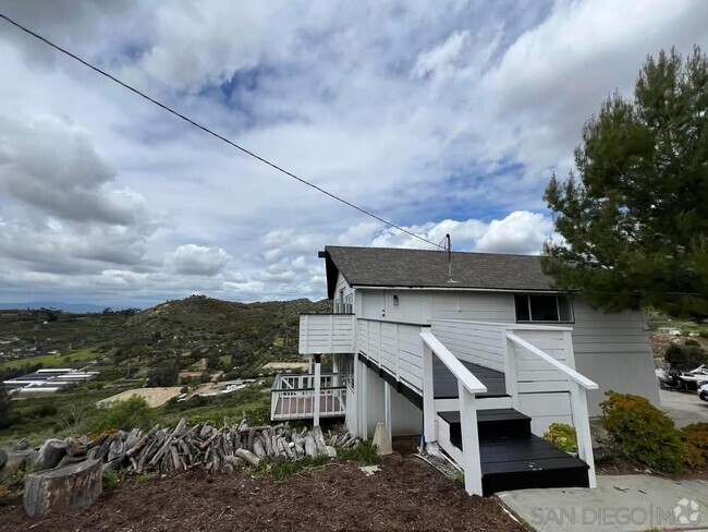 Building Photo - 1531 Avohill Dr Rental