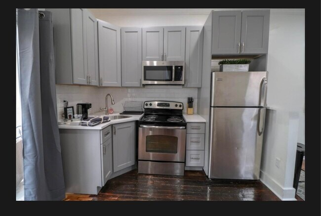 Photo - 1128 S 47th St Unit 1