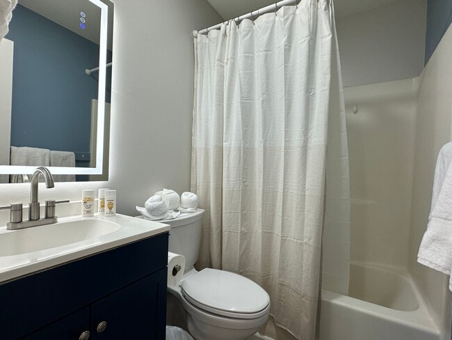 Photo - 111 Seaparc Cir Unit B