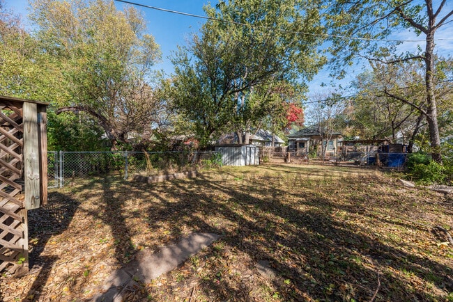 Photo - 238 S Estelle St