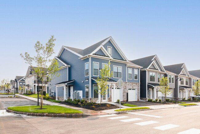 Building Photo - The Hillmont Rental