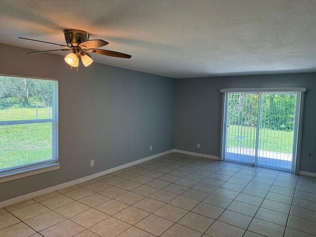 Photo - 2/1 in Groveland