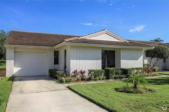 Building Photo - 2525 SW Egret Pond Cir Rental