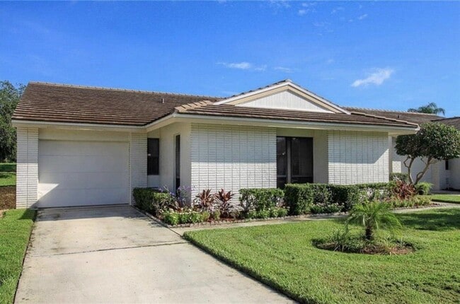 Photo - 2525 SW Egret Pond Cir House
