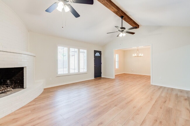 Photo - 5309 77th St