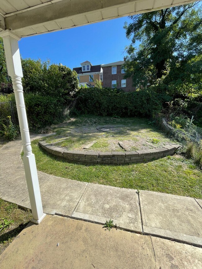 Photo - 1509 Methyl St