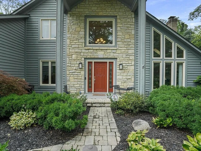 Photo - 7832 Country Brook Ln