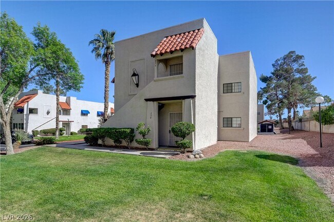 Photo - 101 Luna Way Unit 136