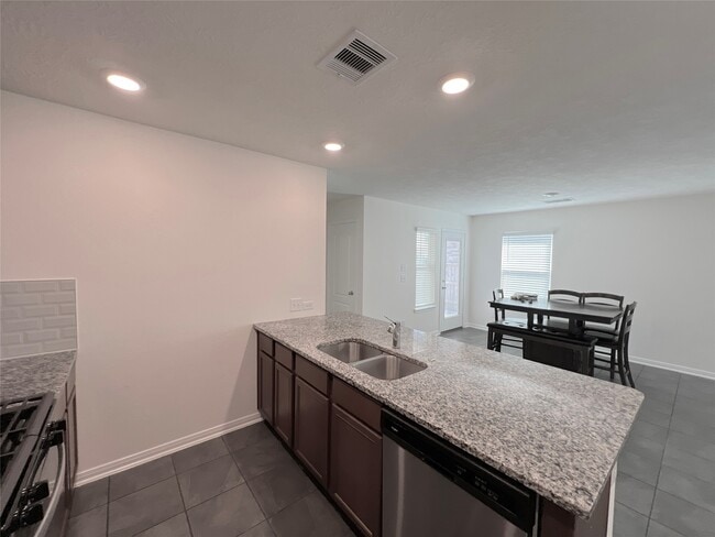 Photo - 7111 Escondido Dr