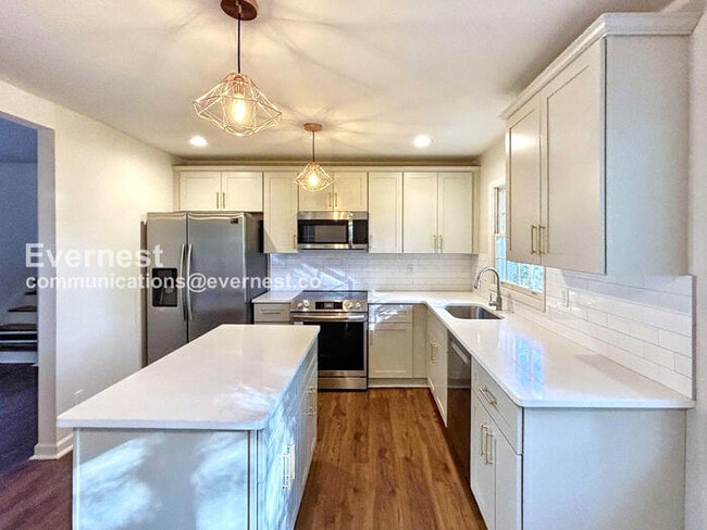 Photo - 409 Ferncliff Dr