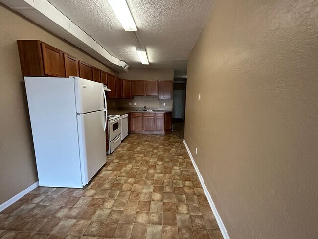 Photo - 634 E Michigan Ave Unit #B