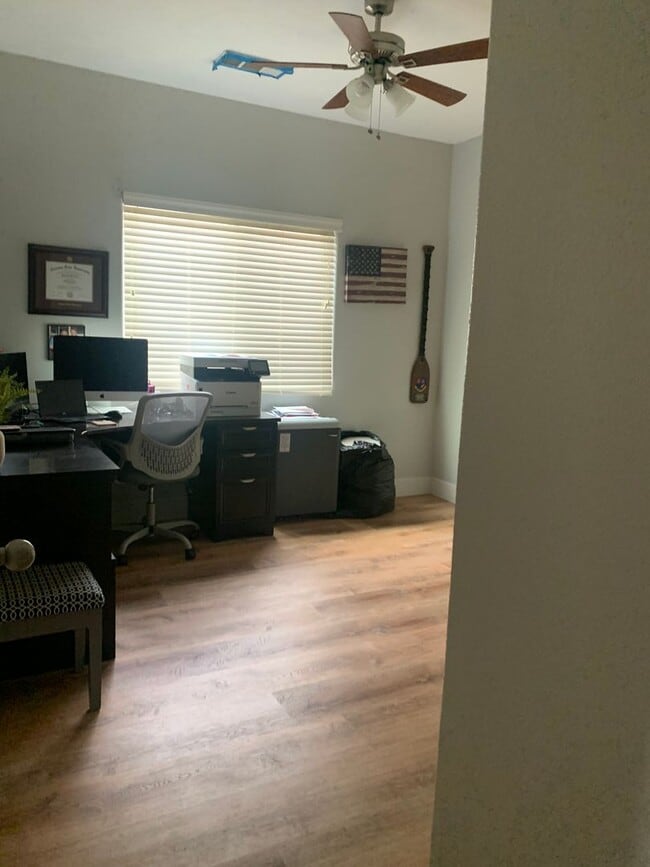 Photo - 4 Bedroom 2.5 Bath ready soon House
