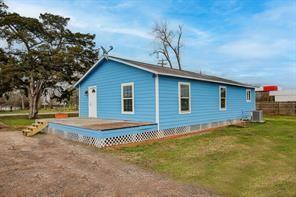 Photo - 1124 Cemetery Rd