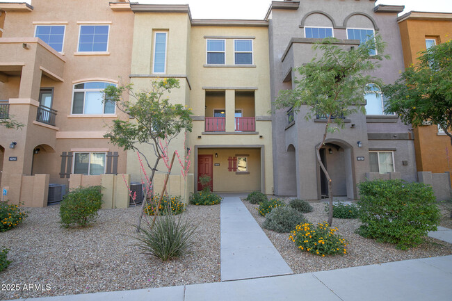 Photo - 2150 W Alameda Rd Townhome