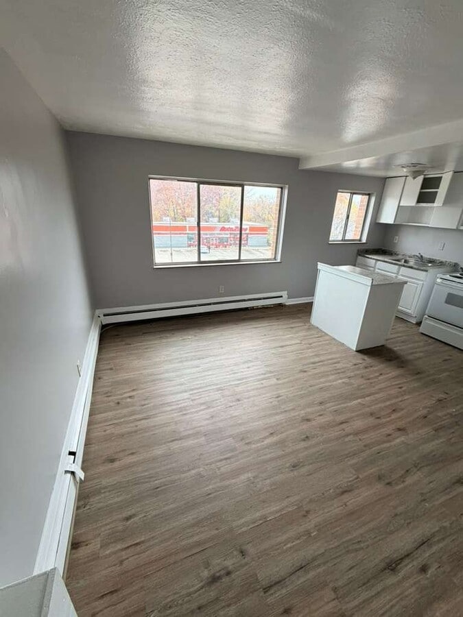 Photo - 15112 Euclid Ave Unit 204