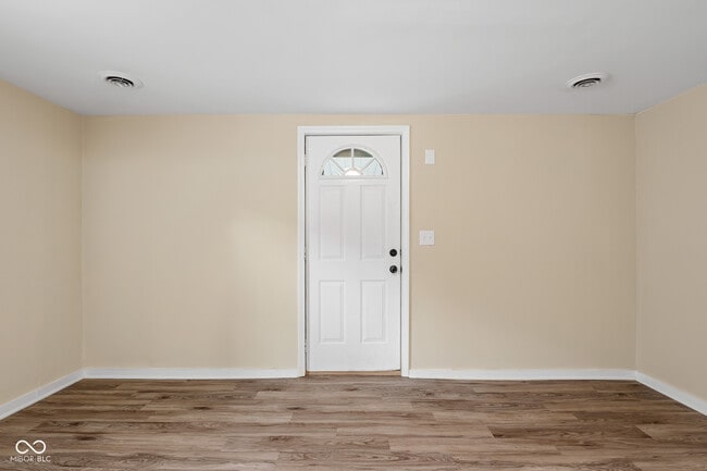 Photo - 2151 Park Ave