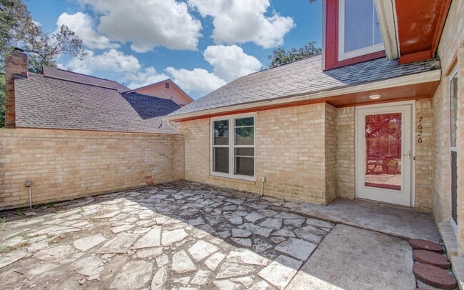 7626 Cypress Dr